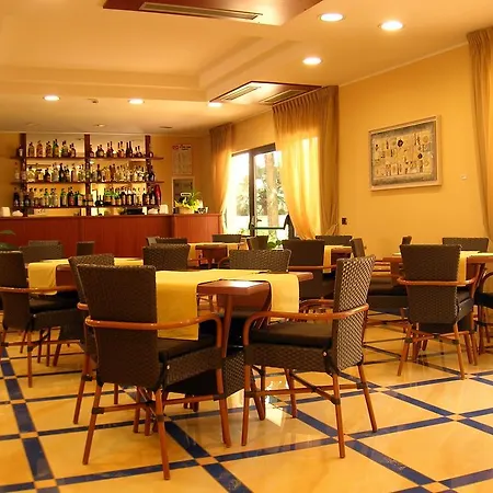 Albatros Hotel